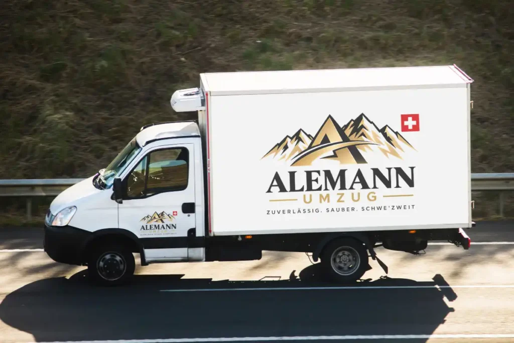 Alemann Umzug – Umzugswagen und Team im Einsatz