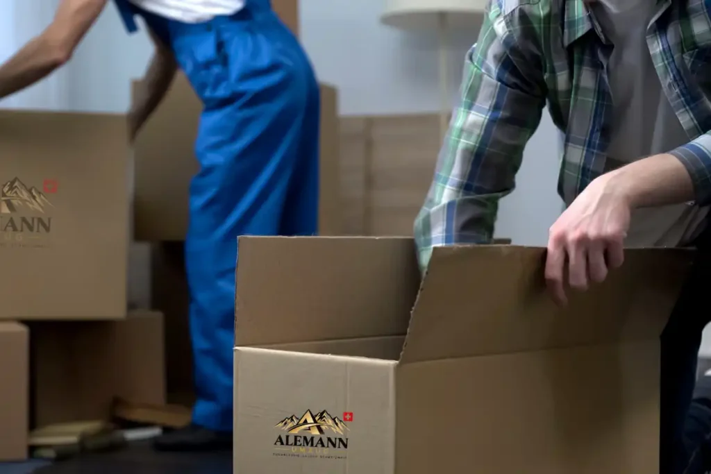 Alemann Umzug – Team bei der Arbeit